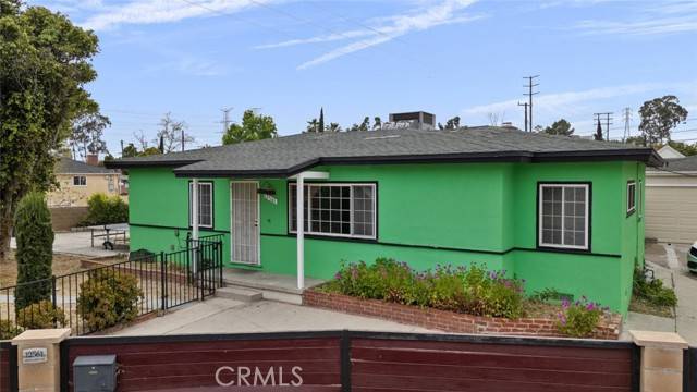 12561 Willard Street, North Hollywood, CA 91605