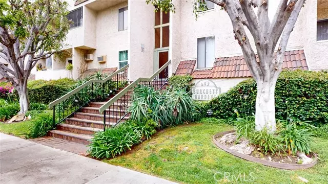 Glendale, CA 91203,409 Burchett Street #108