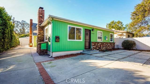 5651 Denny Avenue, North Hollywood, CA 91601