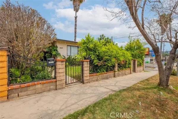 3923 York Boulevard, Eagle Rock, CA 90065