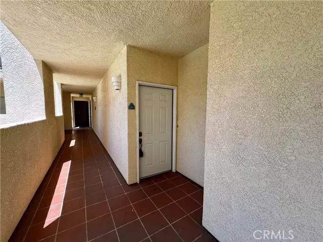 5420 Sylmar Avenue #201, Van Nuys, CA 91401