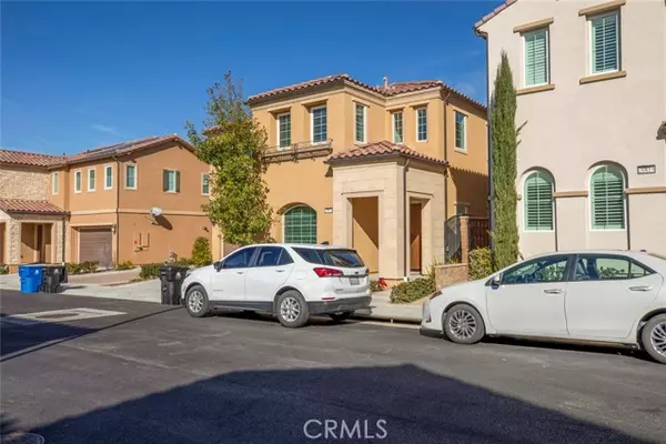 Porter Ranch, CA 91326,20817 W Bur Oak Circle