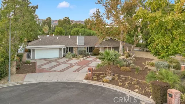 Chatsworth, CA 91311,10641 Arnel Place