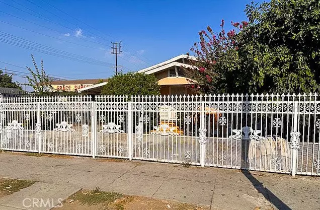 5506 Compton Avenue, Los Angeles, CA 90011