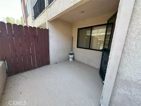 Glendale, CA 91203,330 Burchett Street #102