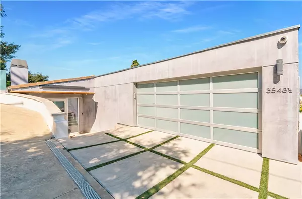 3548 Multiview Drive, Los Angeles, CA 90068