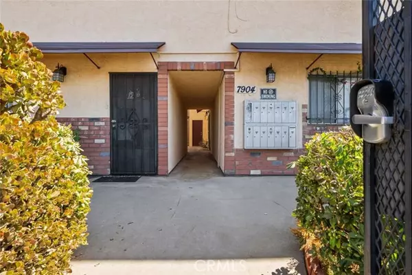 North Hollywood, CA 91605,7904 Laurel Canyon Boulevard #3