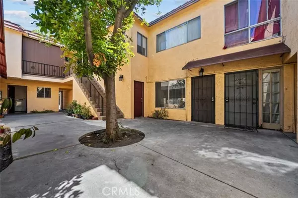 North Hollywood, CA 91605,7904 Laurel Canyon Boulevard #3