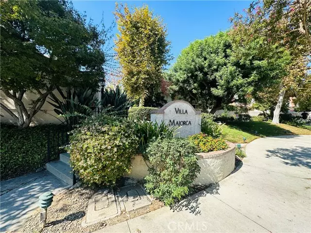 6238 Shoup Avenue, Woodland Hills, CA 91367