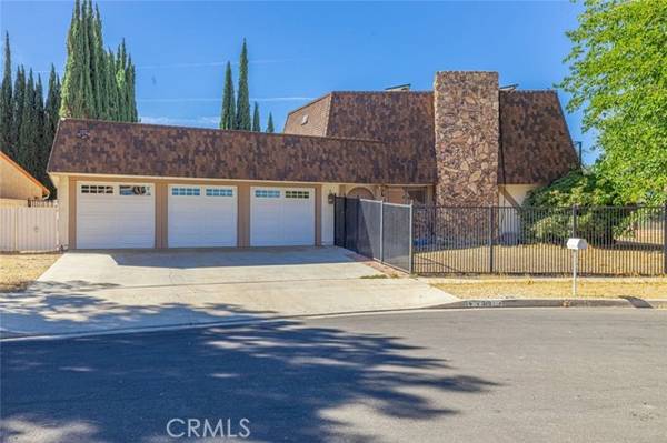 310 Susan Court, Palmdale, CA 93551