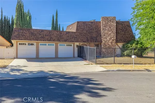 310 Susan Court, Palmdale, CA 93551