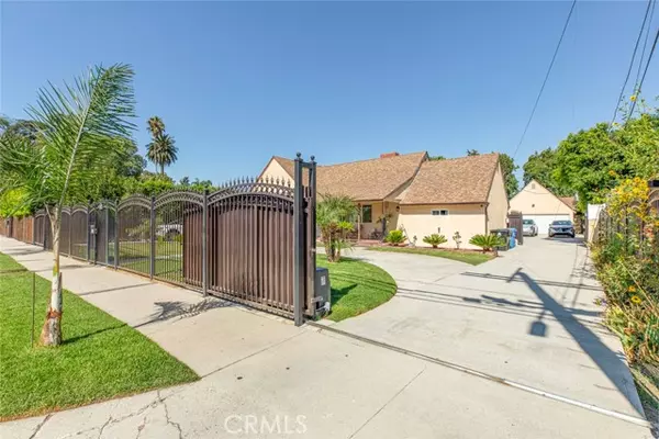 13427 Erwin Street, Van Nuys, CA 91401