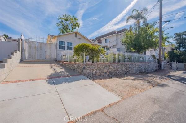 10248 Samoa Avenue, Tujunga, CA 91042