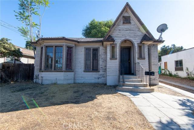 10322 Plainview Avenue, Tujunga, CA 91042