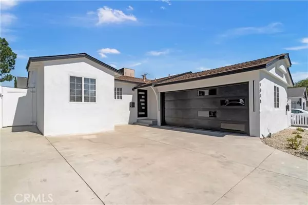 7658 Lemp Avenue, North Hollywood, CA 91605