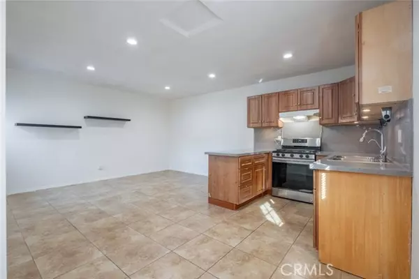 Tujunga, CA 91042,10407 Mcclemont Avenue