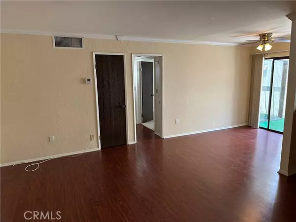 Glendale, CA 91206,515 N Jackson Street #106