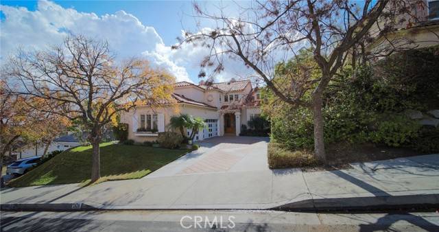 3828 Sky View Lane, La Crescenta, CA 91214