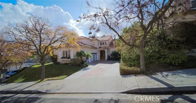 3828 Sky View Lane, La Crescenta, CA 91214