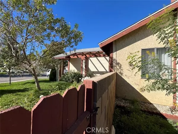 Lancaster, CA 93535,2547 E Ave J2