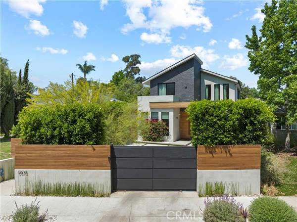 10673 Valleyheart Drive, Studio City, CA 91604