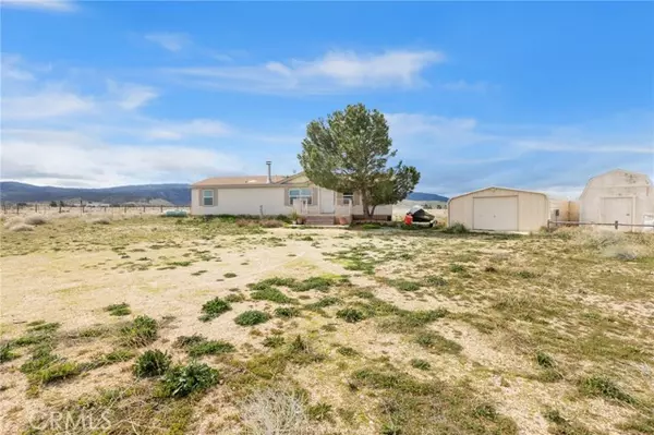 49611 Three Points Road, Lancaster, CA 93536