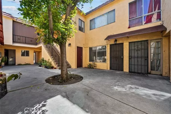 North Hollywood, CA 91605,7904 Laurel Canyon Boulevard #3