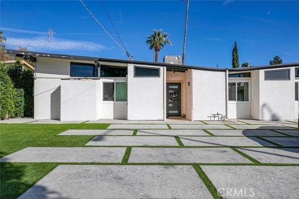 7978 Bellaire Avenue, North Hollywood, CA 91605