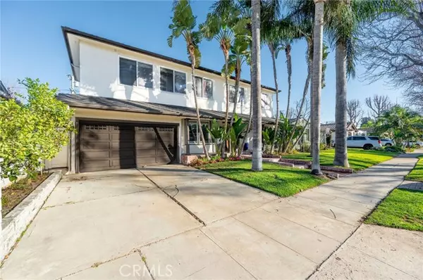 10525 Woodbridge Street, Toluca Lake, CA 91602