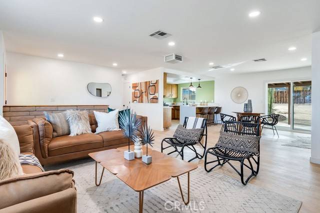 29 Palms, CA 92277,73843 White Sands Drive