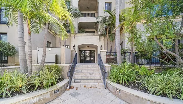 Studio City, CA 91604,12050 Guerin Street #303