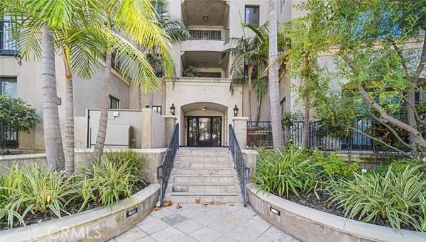 12050 Guerin Street #303, Studio City, CA 91604