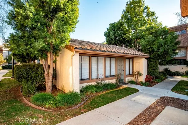 Calabasas, CA 91302,26378 W Plata Lane