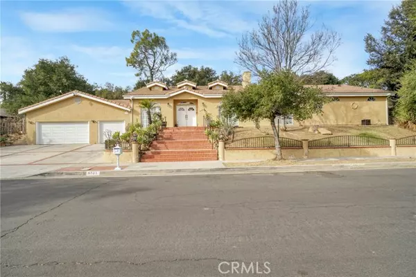 9733 Kentland Avenue, Chatsworth, CA 91311