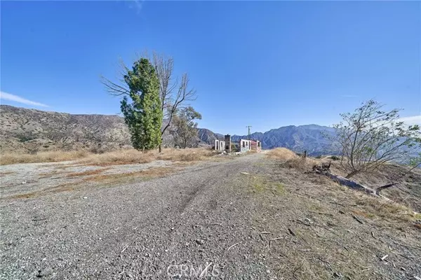 9401 Tujunga Valley, Sunland, CA 91040