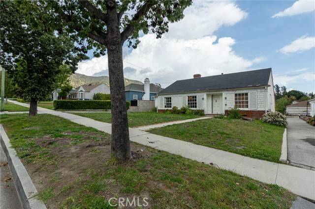 1450 Irving Avenue, Glendale, CA 91201