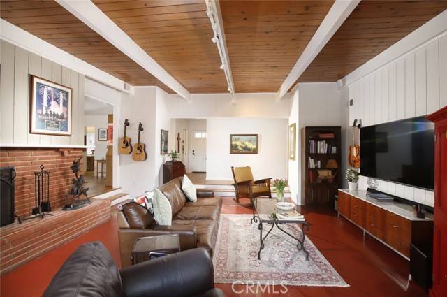 Tujunga, CA 91042,7235 Estepa Drive