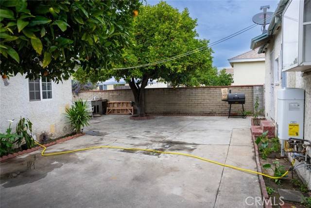 North Hollywood, CA 91605,7701 Camellia Avenue