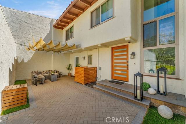Thousand Oaks, CA 91360,616 Knollview Lane