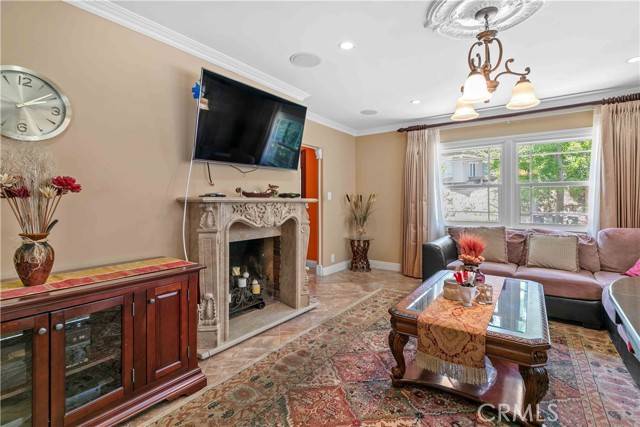 Glendale, CA 91206,2741 E Glenoaks Boulevard