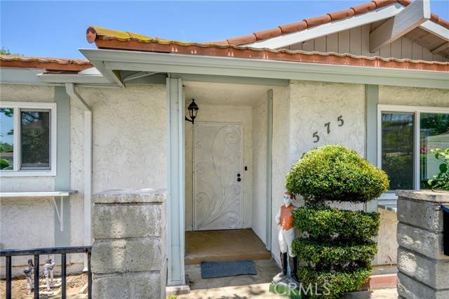 575 Winona Way, Pasadena, CA 91103