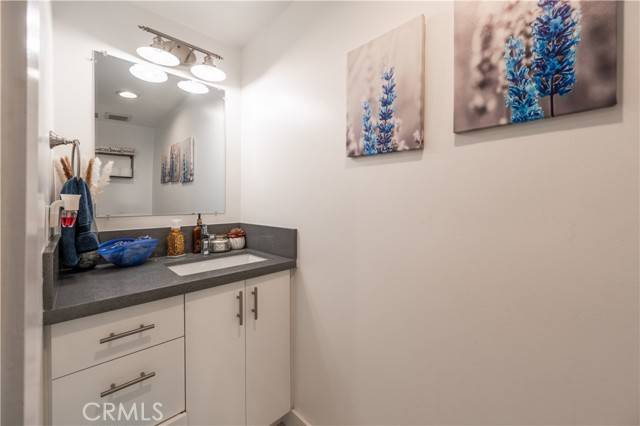 Chatsworth, CA 91311,9950 Topanga Canyon Boulevard #5
