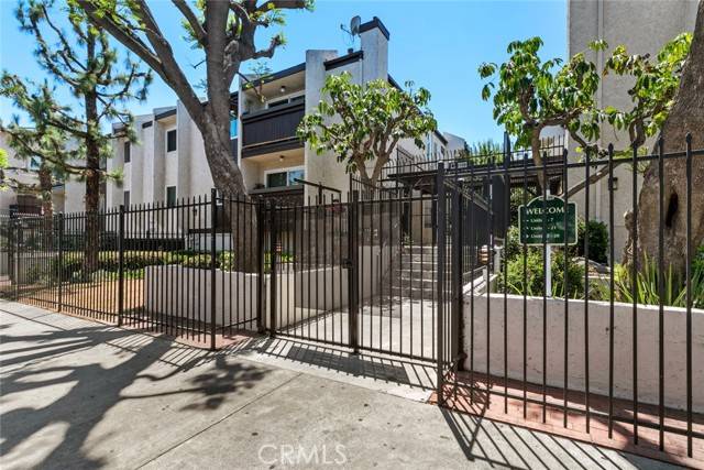 Panorama City, CA 91402,8801 Cedros Avenue #7