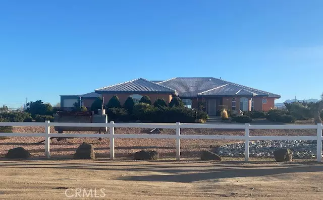 Phelan, CA 92371,7175 White Fox Trail