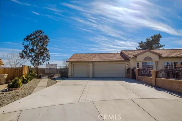 Hesperia, CA 92345,9838 Travis Court