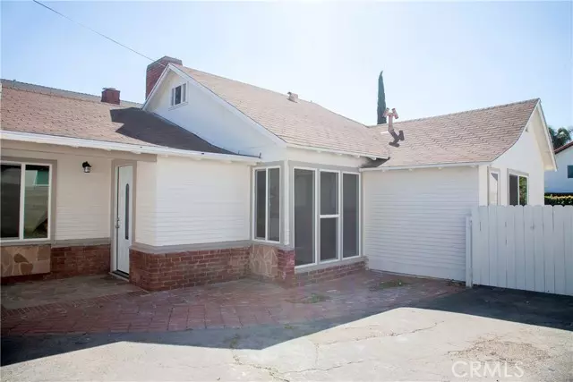 County - Los Angeles, CA 91306,20412 Arminta Street