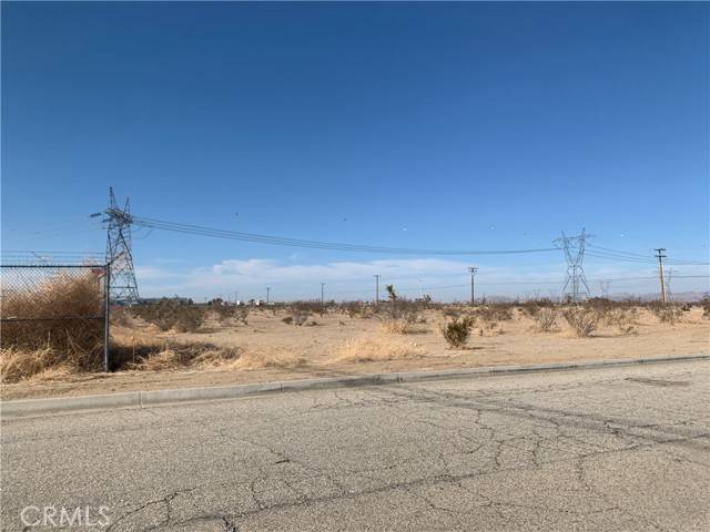 Adelanto, CA 92301,0 Rancho