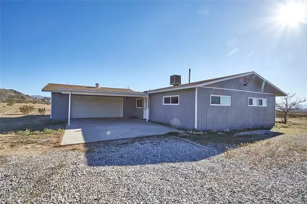 24943 Thunderbird Road, Apple Valley, CA 92307