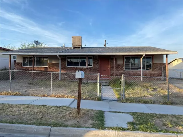 1221 Carson Street, Barstow, CA 92311