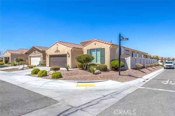 19214 Castana Street, Apple Valley, CA 92308